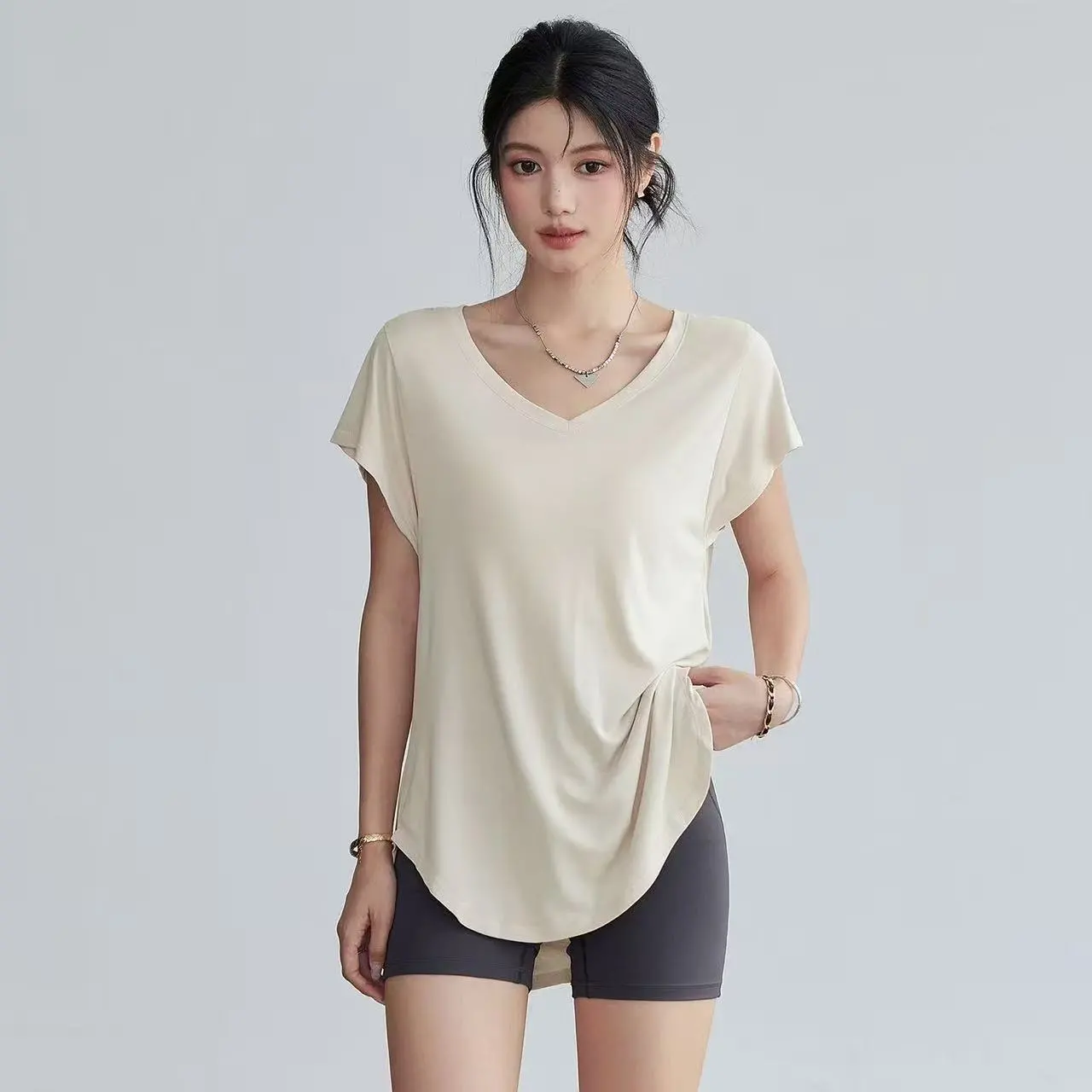 Yoga Fitness Training - Camiseta de Yoga Feminina com Decote